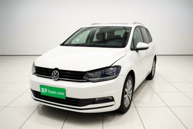 Ojetý Volkswagen Touran 2018 Volkswagen Touran L 280TSI DSG Comfort Edition 7 Seats China V Emission Standard