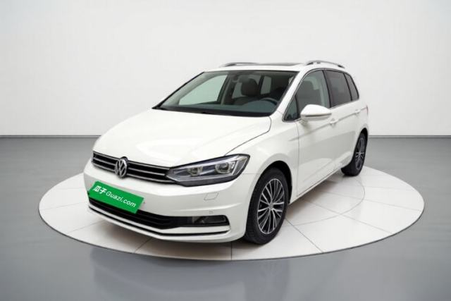 Ojetý Volkswagen Touran 2018 Volkswagen Touran L 280TSI DSG Luxury Edition 6-seater