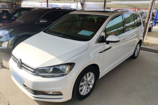 Ojetý Volkswagen Touran 2018 Volkswagen Touran L 280TSI DSG Comfort Edition 7 Seats China VI Standard