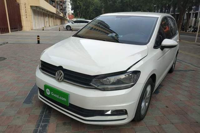 Ojetý Volkswagen Touran 2018 Volkswagen Touran L 280TSI DSG Style Edition 7 Seats China VI Standard
