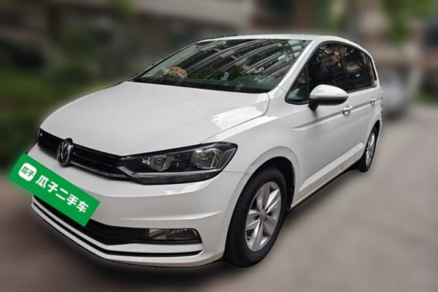 Ojetý Volkswagen Touran 2018 Volkswagen Touran L 280TSI DSG Style Edition 7 Seats China V Emission Standard