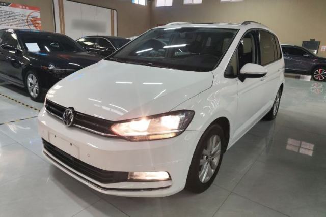 Ojetý Volkswagen Touran 2018 Volkswagen Touran L 280TSI DSG Comfort Edition 7 Seats China V Emission Standard