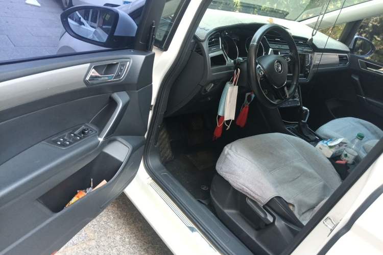 Used Volkswagen Touran 2018 Volkswagen Touran L 280TSI DSG Comfort Edition 7 Seats China V Emission Standard Driver Seat