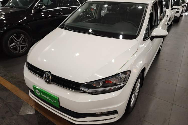 Used Volkswagen Touran 2018 Volkswagen Touran L 280TSI DSG Comfort Edition 7 Seats China V Emission Standard Guazi used car, China used car export, Used car for sale, Used  cars, Cheapest cars for sale
