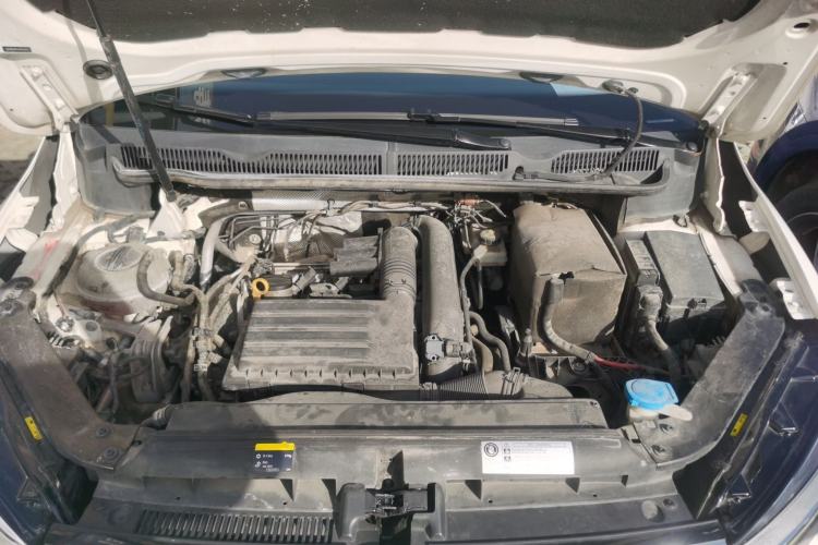 Used Volkswagen Touran 2018 Volkswagen Touran L 280TSI DSG Comfort Edition 7-seater Engine Bay