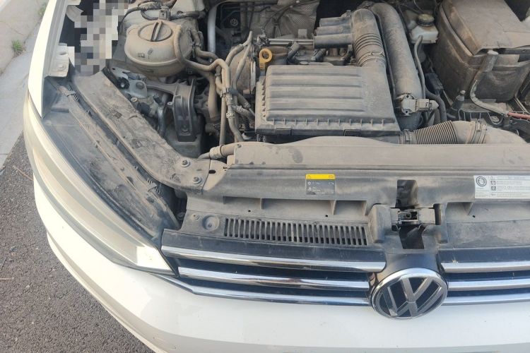 Used Volkswagen Touran 2018 Volkswagen Touran L 280TSI DSG Style Edition 7 Seats China V Emission Standard Engine Bay Right