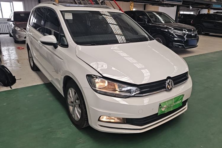 Used Volkswagen Touran 2018 Volkswagen Touran L 280TSI DSG Comfort Edition 7 Seats China V Emission Standard Exterior 1