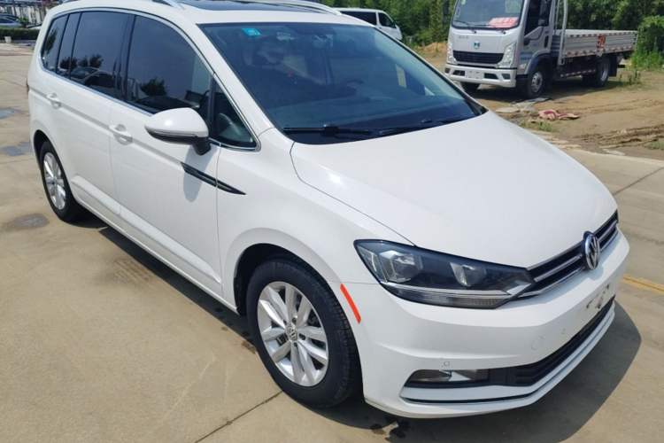 Used Volkswagen Touran 2018 Volkswagen Touran L 280TSI DSG Comfort Edition 7 Seats China V Emission Standard Exterior 1
