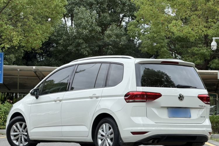 Used Volkswagen Touran 2018 Volkswagen Touran L 280TSI DSG Comfort Edition 7 Seats China V Emission Standard Exterior 10
