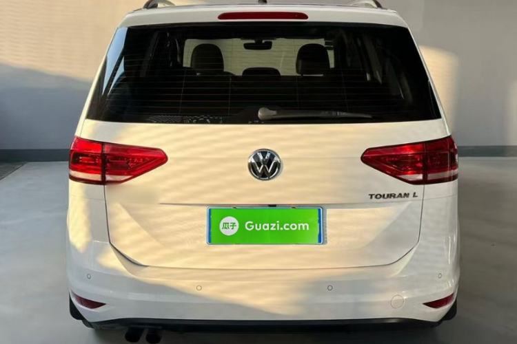 Used Volkswagen Touran 2018 Volkswagen Touran L 280TSI DSG Comfort Edition 7-seater Exterior 12