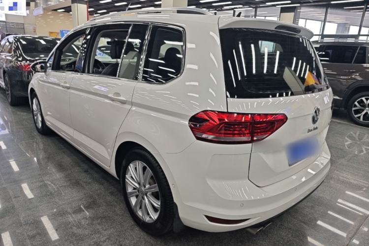 Used Volkswagen Touran 2018 Volkswagen Touran L 280TSI DSG Comfort Edition 7-seater Exterior 2