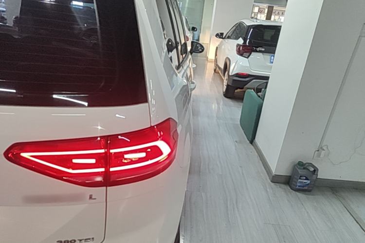 Used Volkswagen Touran 2018 Volkswagen Touran L 280TSI DSG Comfort Edition 7 Seats China V Emission Standard Exterior 3