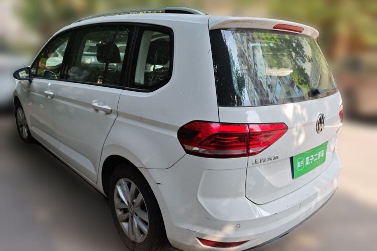 Used Volkswagen Touran 2018 Volkswagen Touran L 280TSI DSG Comfort Edition 7 Seats China V Emission Standard Exterior 3