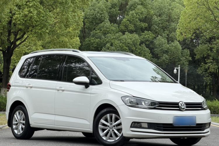 Used Volkswagen Touran 2018 Volkswagen Touran L 280TSI DSG Comfort Edition 7 Seats China V Emission Standard Exterior 4