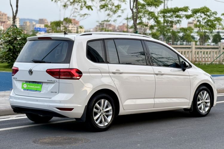 Used Volkswagen Touran 2018 Volkswagen Touran L 280TSI DSG Comfort Edition 7 Seats China V Emission Standard Exterior 5