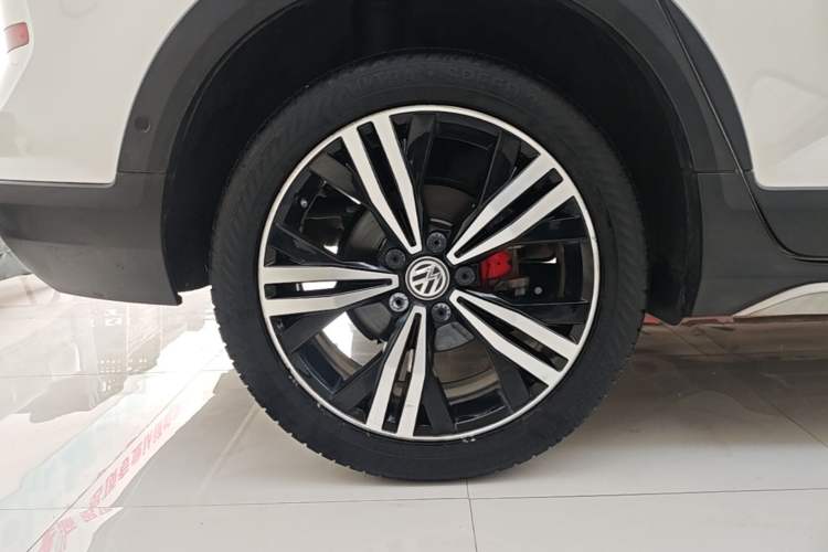 Used Volkswagen Touran 2018 Volkswagen Touran L 280TSI DSG Boundary Luxury Edition 7 Seats China V Emission Standard Exterior 5