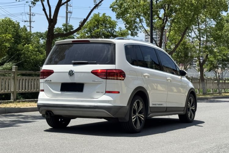 Used Volkswagen Touran 2018 Volkswagen Touran L 280TSI DSG Boundary Edition 7 Seats China V Emission Standard Exterior 6