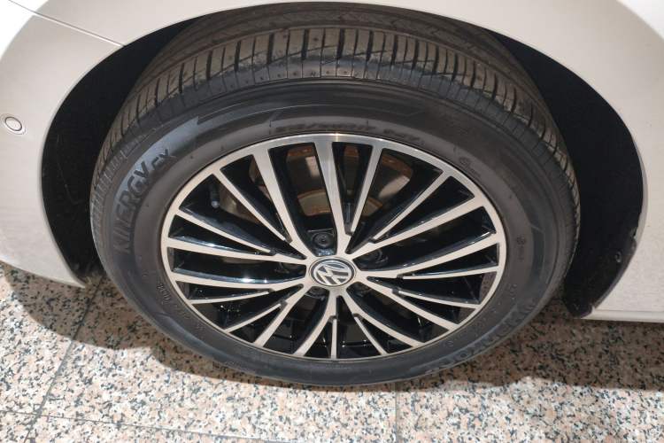 Used Volkswagen Touran 2018 Volkswagen Touran L 280TSI DSG Luxury Edition 7 Seats Exterior 7