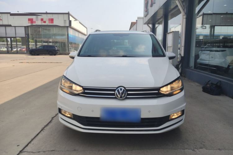 Used Volkswagen Touran 2018 Volkswagen Touran L 280TSI DSG Comfort Edition 7 Seats China VI Standard Front