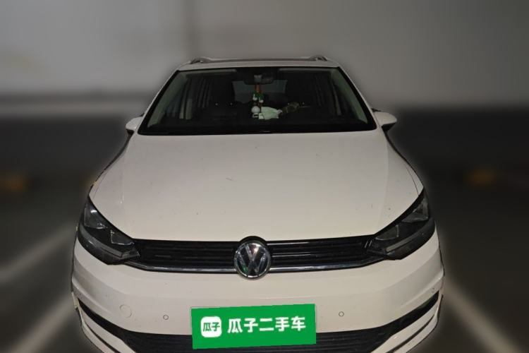 Used Volkswagen Touran 2018 Volkswagen Touran L 280TSI DSG Comfort Edition 7 Seats China VI Standard Front