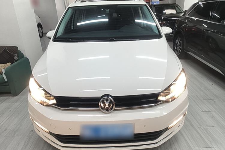 Used Volkswagen Touran 2018 Volkswagen Touran L 280TSI DSG Comfort Edition 7 Seats China V Emission Standard Front