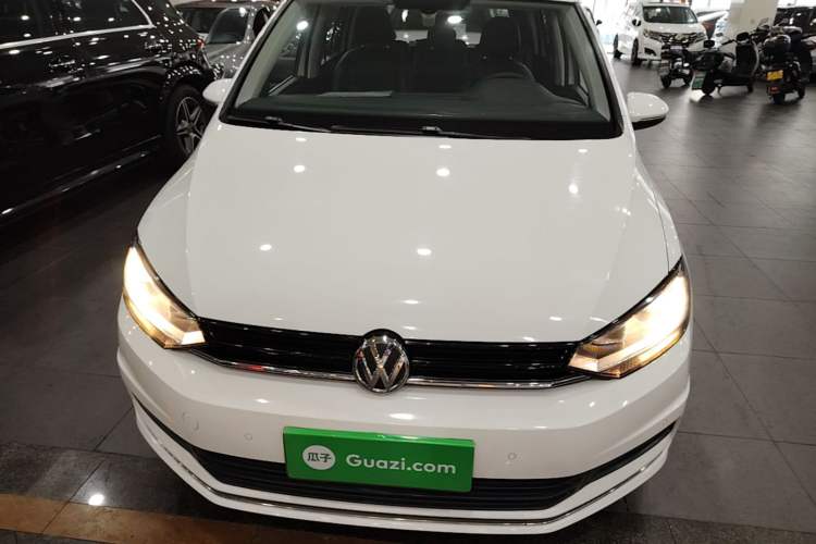 Used Volkswagen Touran 2018 Volkswagen Touran L 280TSI DSG Comfort Edition 7 Seats China V Emission Standard Front