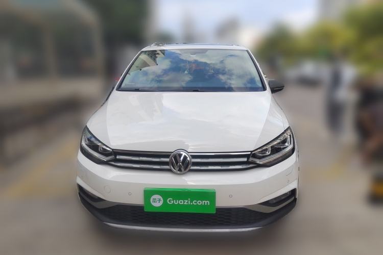 Used Volkswagen Touran 2018 Volkswagen Touran L 280TSI DSG Boundary Edition 7 Seats China VI Standard Front