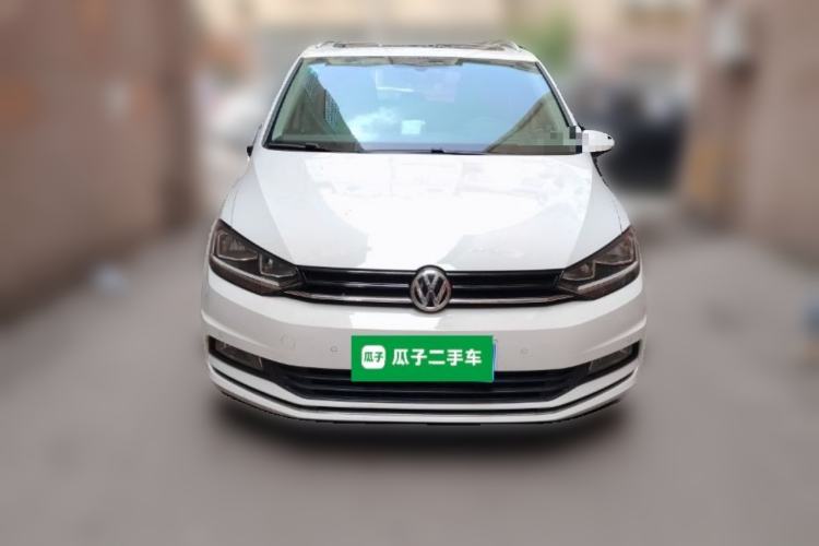 Used Volkswagen Touran 2018 Volkswagen Touran L 280TSI DSG Comfort Edition 7 Seats China V Emission Standard Front