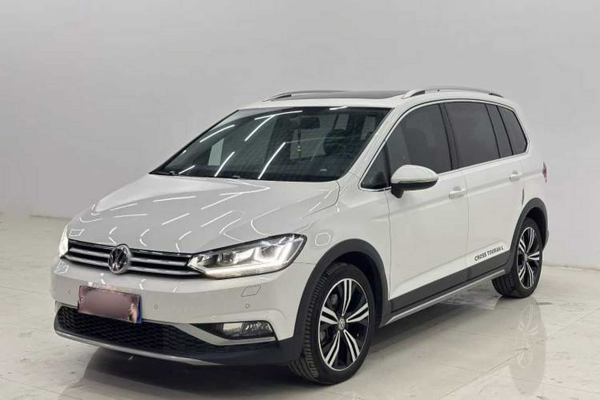 Used Volkswagen Touran 2018 Volkswagen Touran L 280TSI DSG Boundary Edition 6-Seater China VI Standard Front Left 45 Deg