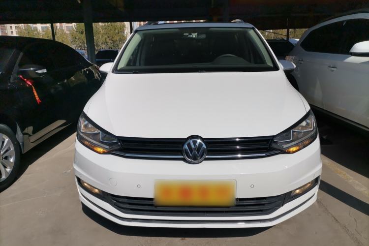 Used Volkswagen Touran 2018 Volkswagen Touran L 280TSI DSG Comfort Edition 7 Seats China V Emission Standard Front