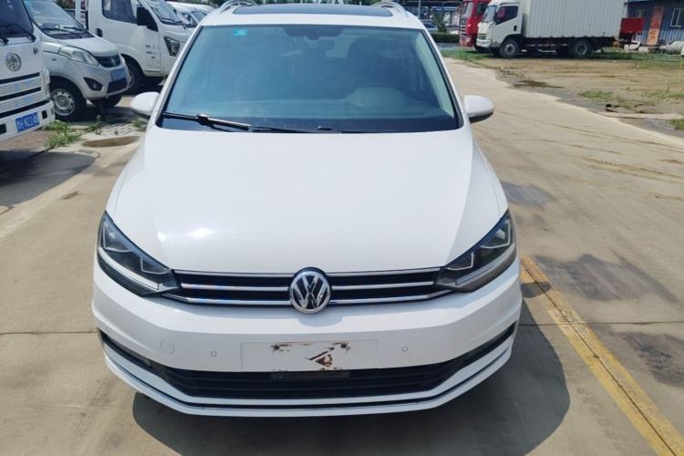 Used Volkswagen Touran 2018 Volkswagen Touran L 280TSI DSG Comfort Edition 7 Seats China V Emission Standard Front