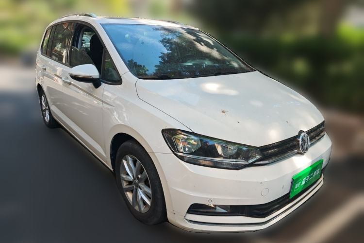 Used Volkswagen Touran 2018 Volkswagen Touran L 280TSI DSG Comfort Edition 7 Seats China V Emission Standard Front Right 45 Deg