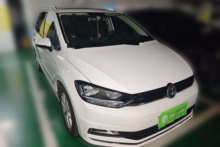 Used Volkswagen Touran 2018 Volkswagen Touran L 280TSI DSG Comfort Edition 7 Seats China V Emission Standard Front Right 45 Deg