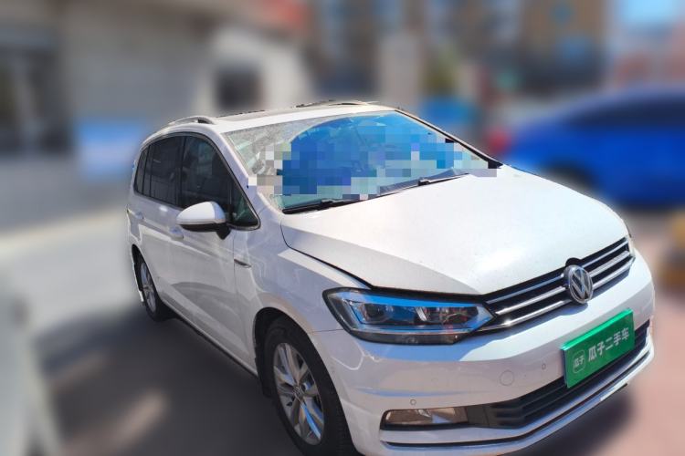 Used Volkswagen Touran 2018 Volkswagen Touran L 280TSI DSG Comfort Edition 7 Seats China V Emission Standard Front Right 45 Deg