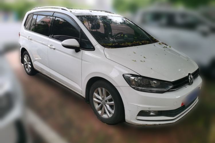 Used Volkswagen Touran 2018 Volkswagen Touran L 280TSI DSG Comfort Edition 7 Seats China V Emission Standard Front Right 45 Deg