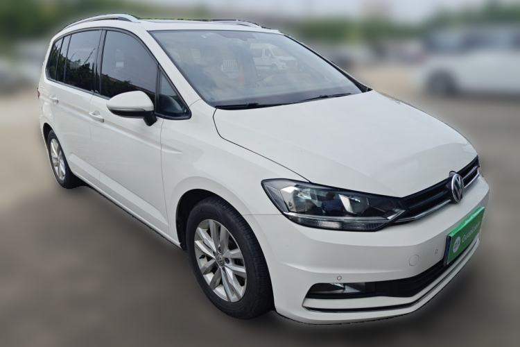 Used Volkswagen Touran 2018 Volkswagen Touran L 280TSI DSG Comfort Edition 7 Seats China V Emission Standard Front Right 45 Deg