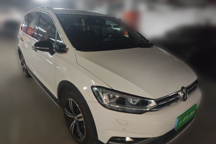 Used Volkswagen Touran 2018 Volkswagen Touran L 280TSI DSG Boundary Edition 7 Seats China VI Standard Front Right 45 Deg