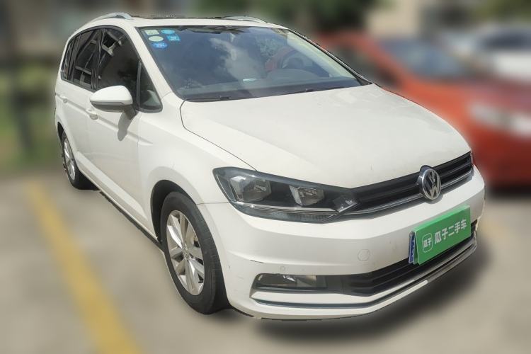 Used Volkswagen Touran 2018 Volkswagen Touran L 280TSI DSG Comfort Edition 7 Seats China V Emission Standard Front Right 45 Deg