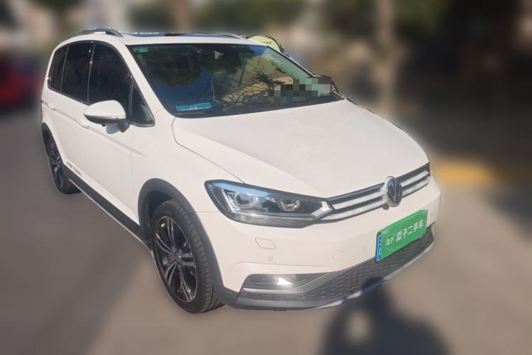 Used Volkswagen Touran 2018 Volkswagen Touran L 280TSI DSG Boundary Edition 7 Seats China V Emission Standard Front Right 45 Deg