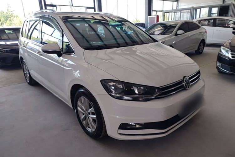 Used Volkswagen Touran 2018 Volkswagen Touran L 280TSI DSG Comfort Edition 7 Seats China V Emission Standard Front Right 45 Deg