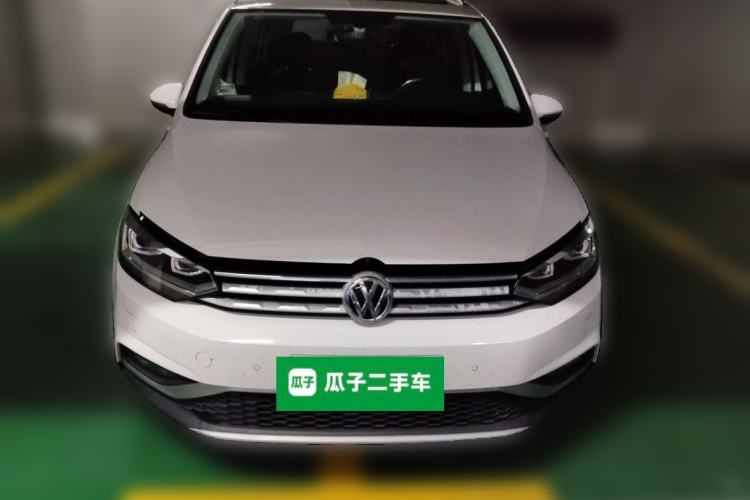 Used Volkswagen Touran 2018 Volkswagen Touran L 280TSI DSG Boundary Edition 7 Seats China VI Standard Front