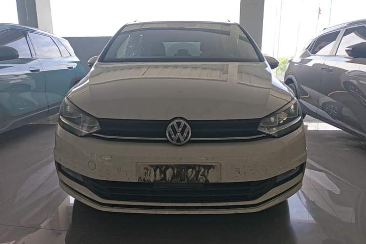 Used Volkswagen Touran 2018 Volkswagen Touran L 280TSI DSG Comfort Edition 7 Seats China V Emission Standard Front