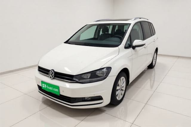 Ojetý Volkswagen Touran 2018 Volkswagen Touran L 280TSI DSG Comfort Edition 7 Seats China V Emission Standard