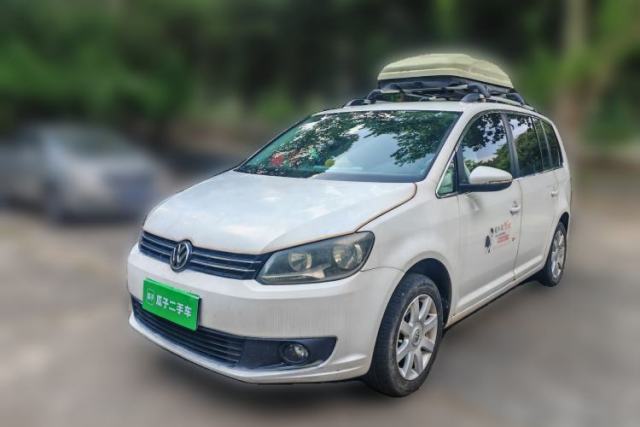 Used Volkswagen Touran 2018 Volkswagen Touran L 1.6L Manual Trend Edition