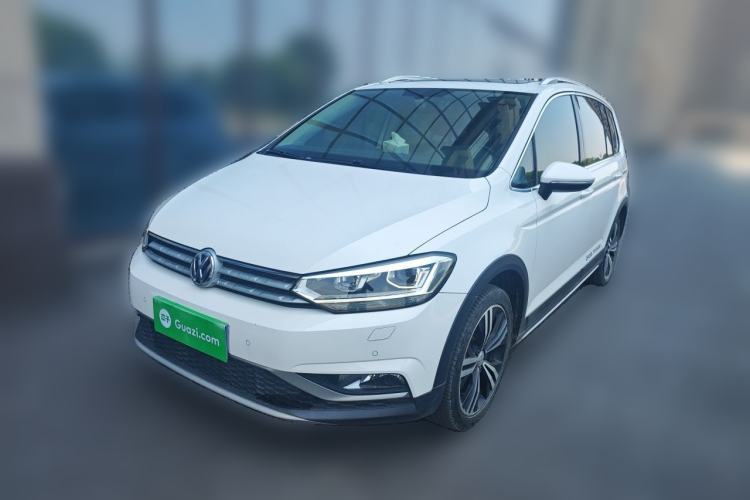 Used Volkswagen Touran 2018 Volkswagen Touran L 280TSI DSG Boundary Edition 7 Seats China V Emission Standard Guazi used car, China used car export, Used car for sale, Used  cars, Cheapest cars for sale