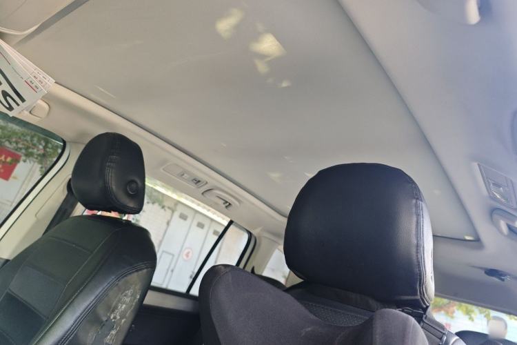 Used Volkswagen Touran 2018 Volkswagen Touran L 280TSI DSG Boundary Edition 7 Seats China VI Standard Headliner