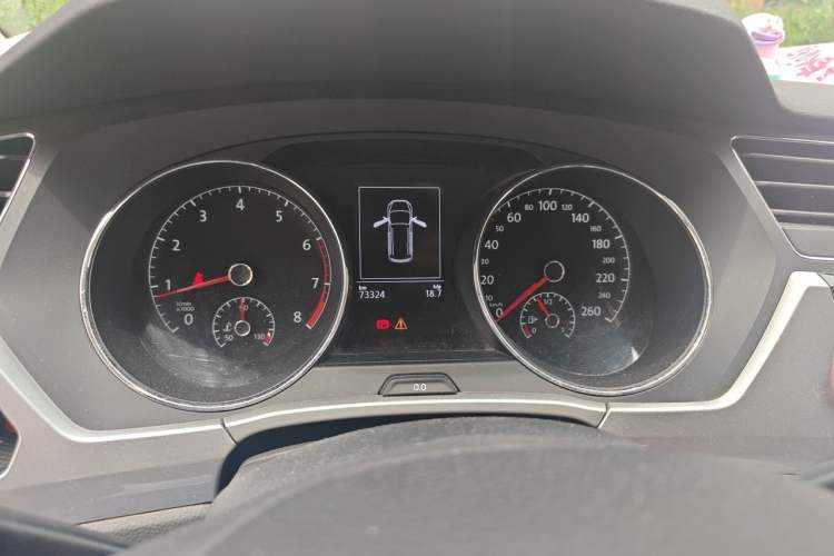 Used Volkswagen Touran 2018 Volkswagen Touran L 280TSI DSG Style Edition 7 Seats China V Emission Standard Instrument Cluster