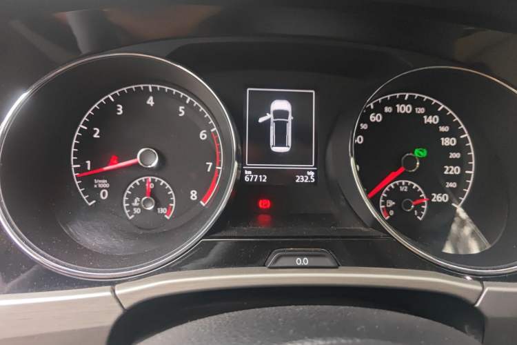 Used Volkswagen Touran 2018 Volkswagen Touran L 280TSI DSG Comfort Edition 7 Seats China V Emission Standard Instrument Cluster