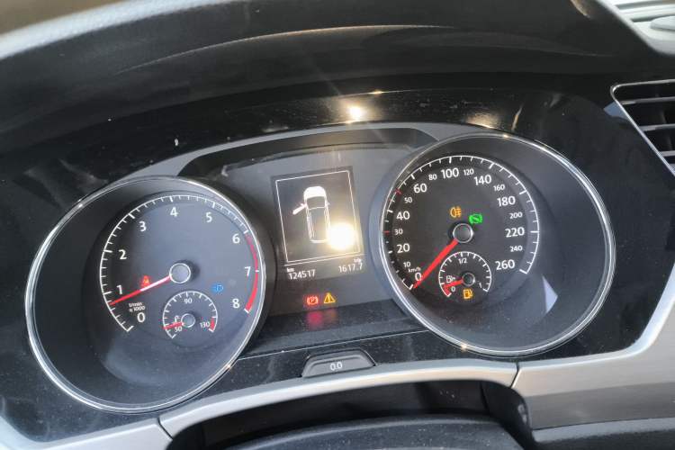 Used Volkswagen Touran 2018 Volkswagen Touran L 280TSI DSG Comfort Edition 7 Seats China V Emission Standard Instrument Cluster
