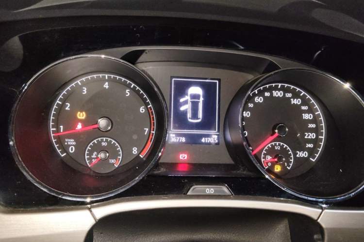 Used Volkswagen Touran 2018 Volkswagen Touran L 280TSI DSG Boundary Edition 7 Seats China VI Standard Instrument Cluster